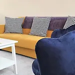 Shakespeare Views - Modern Northampton Apartment