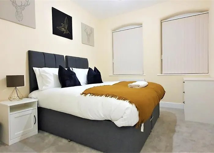 Shakespeare Views - Modern Northampton Apartment